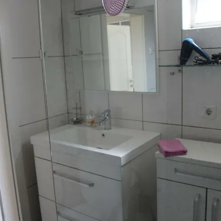 Modern Spacious In Central Appartement *