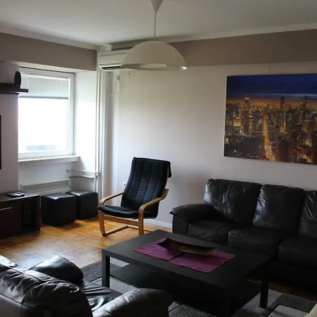 Modern Spacious In Central Appartement