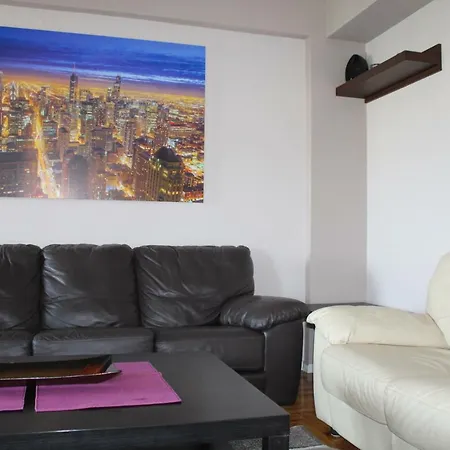 Modern Spacious In Central